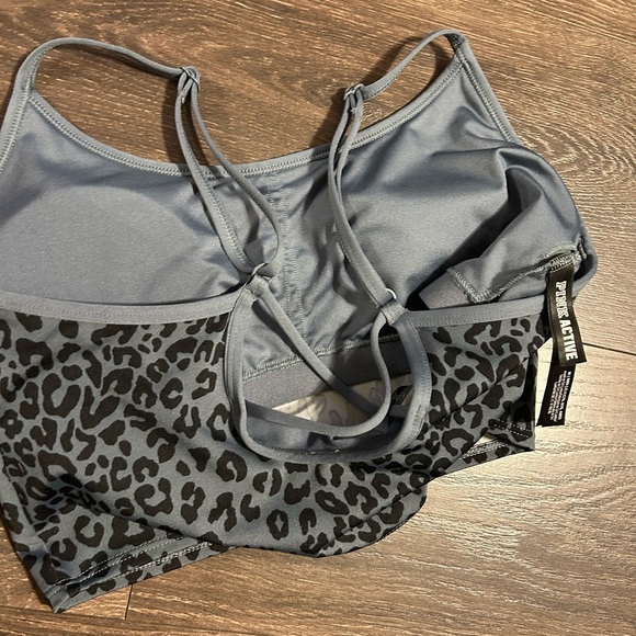 PINK Victoria's Secret Gray and Black Leopard Sports Bra - Picture 8 of 9